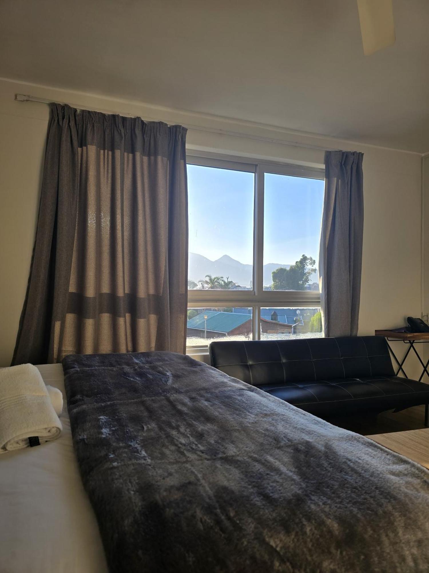 False Bay Inn Strand Eksteriør billede